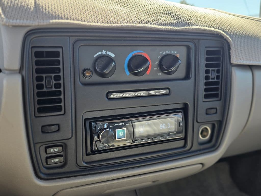 1996 Chevrolet Caprice SS - Photo 16