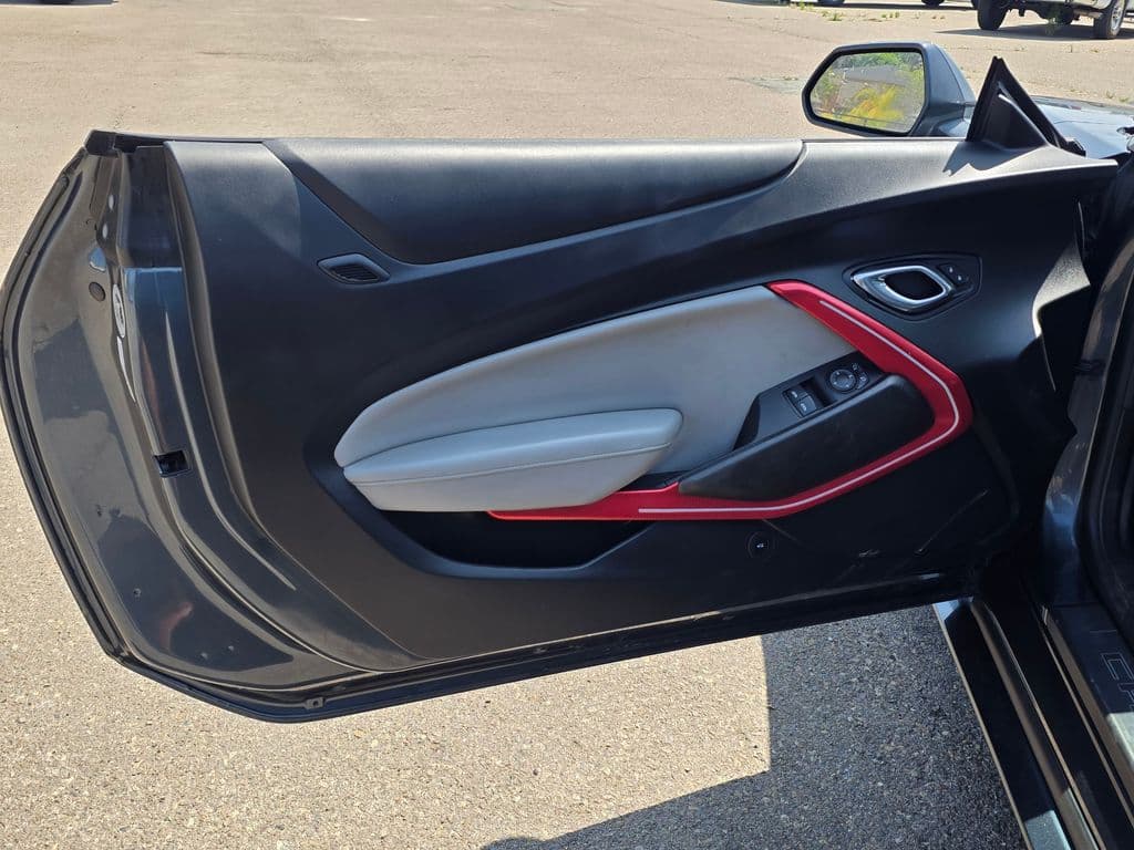2019 Chevrolet Camaro 1LT - Photo 15