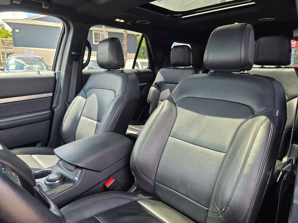 2018 Ford Explorer XLT - Photo 20