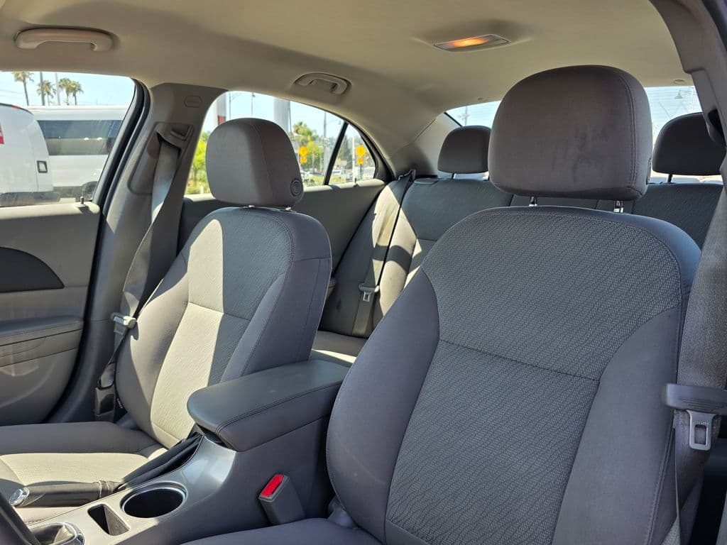 2014 Chevrolet Malibu LS - Photo 16