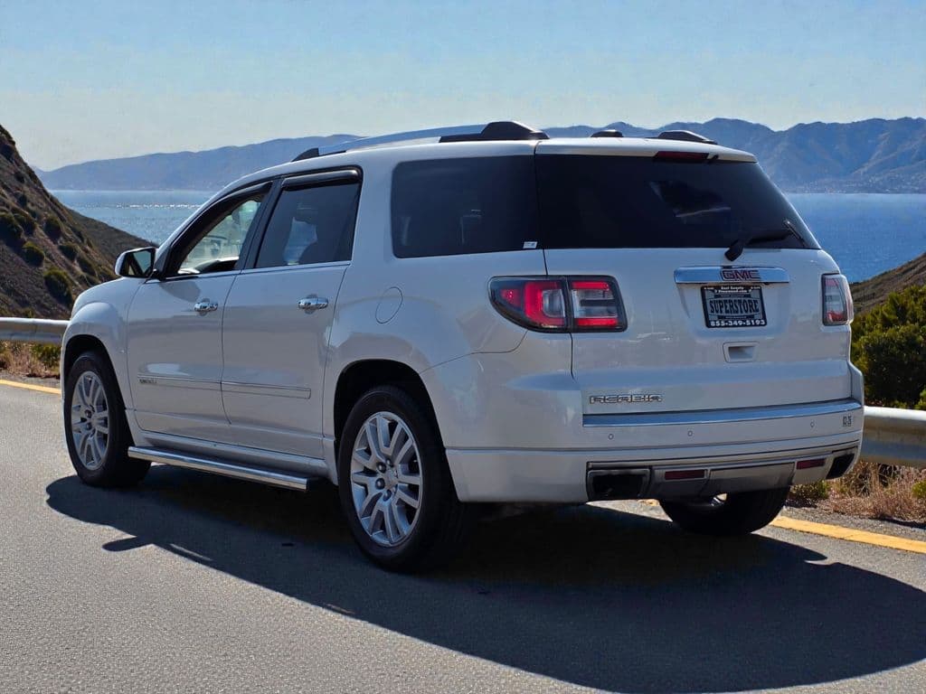 2016 GMC Acadia Denali - Photo 6