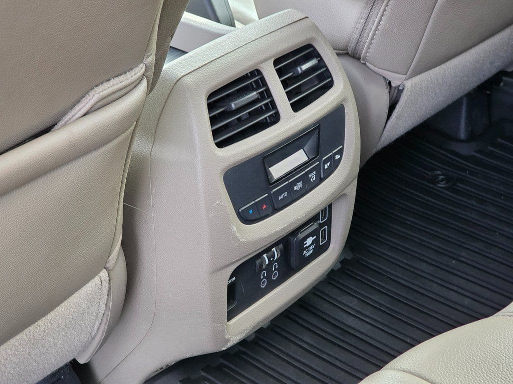 2019 Honda Pilot EX-L - Photo 22