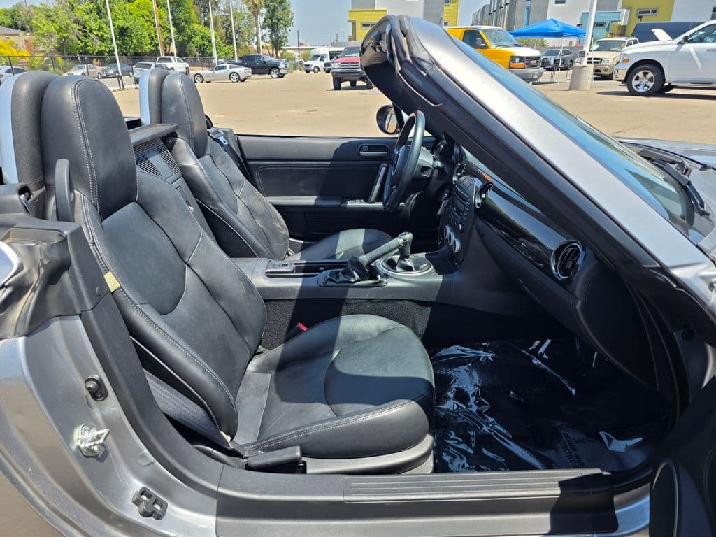 2015 Mazda Miata PRHT Grand Touring - Photo 12