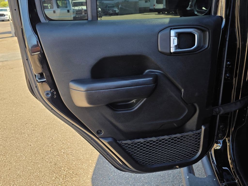 2020 Jeep Gladiator Sport - Photo 22