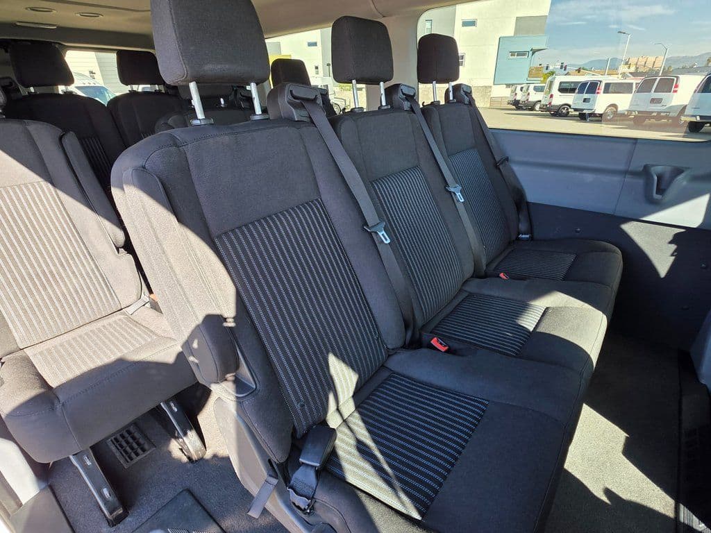 2018 Ford Transit-350 XLT - Photo 15