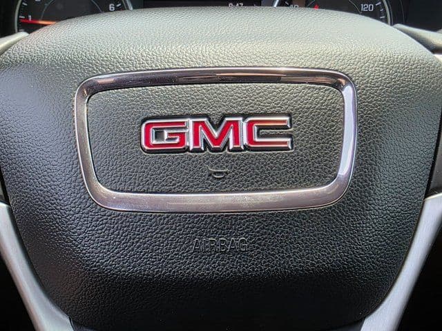 2023 GMC Acadia SLT - Photo 32