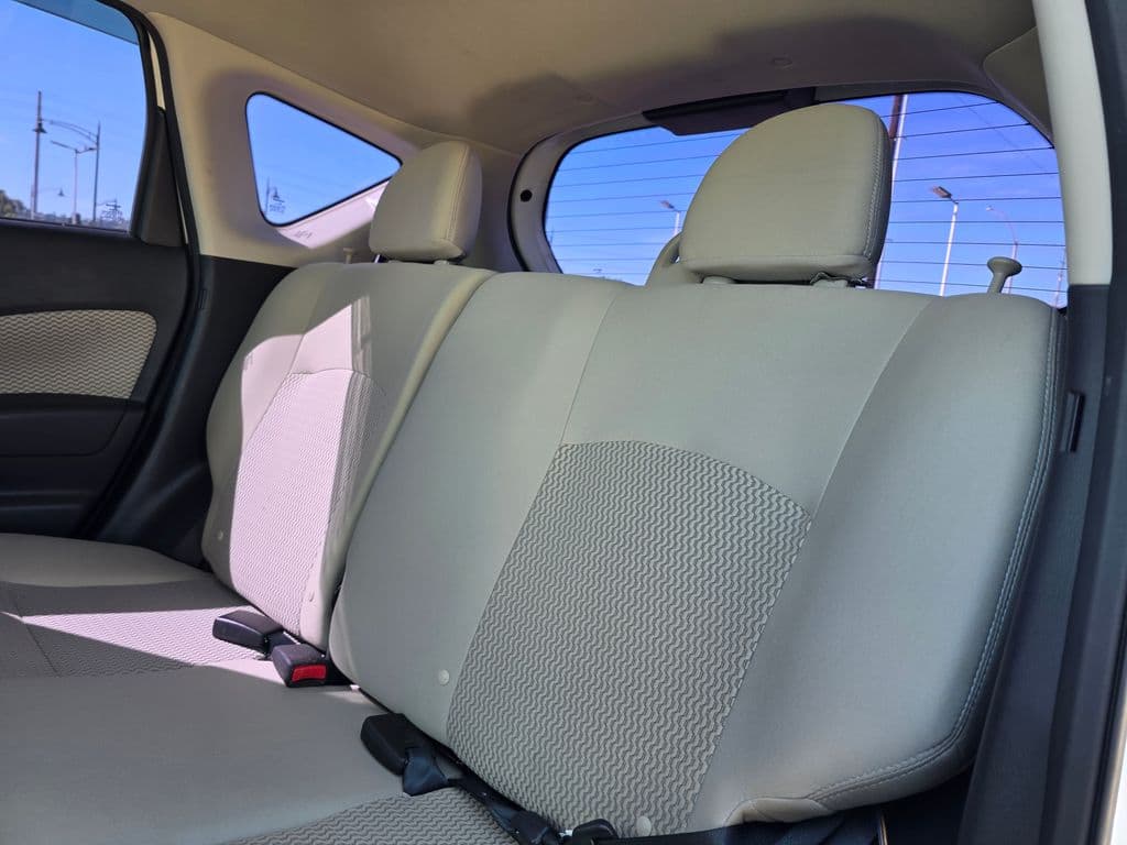 2014 Nissan Versa Note SV - Photo 18