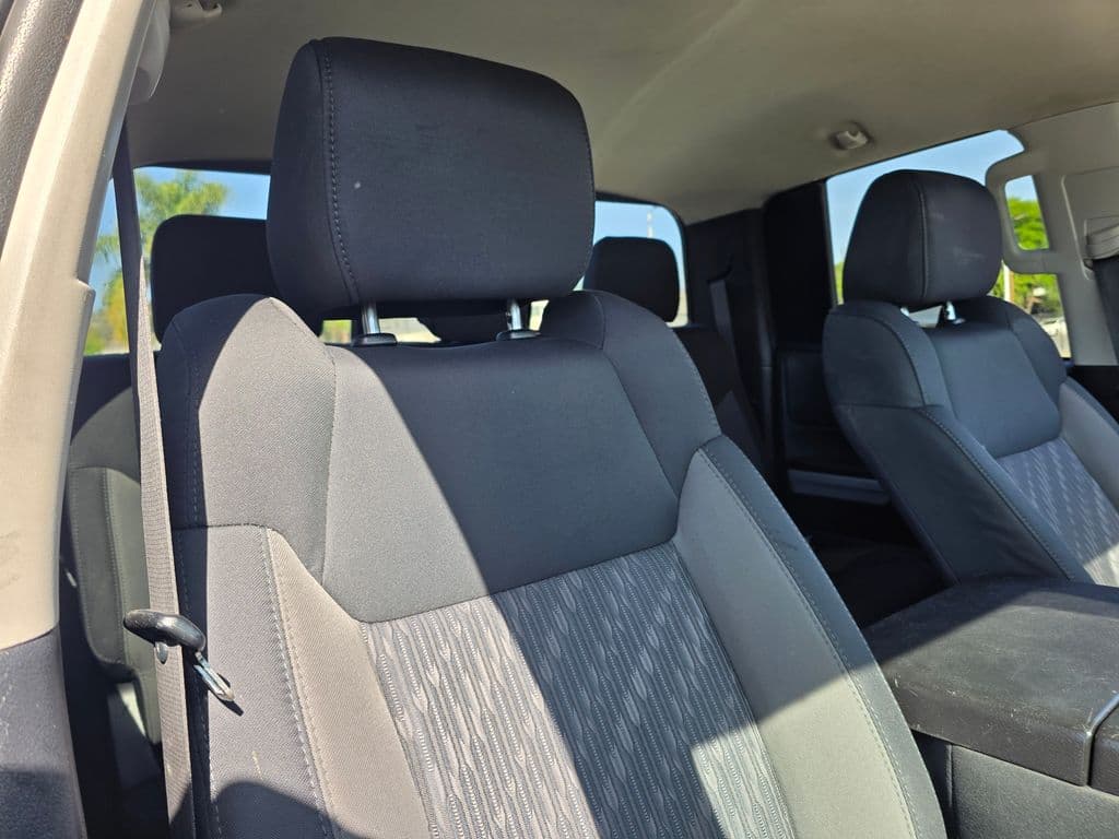 2018 Toyota Tundra SR5 - Photo 13