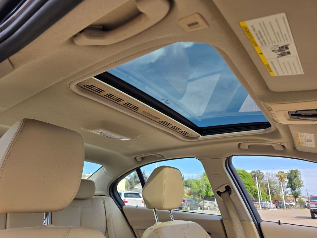 2014 BMW 3 Series 328i - Photo 15