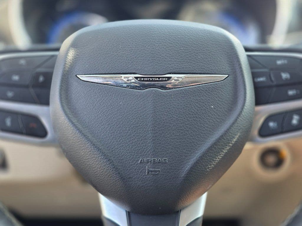2024 Chrysler Pacifica Touring L - Photo 26