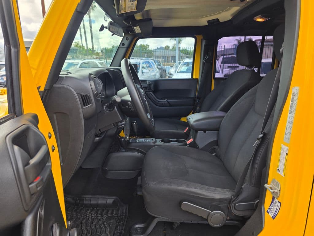 2015 Jeep Wrangler Unlimited Sport - Photo 18