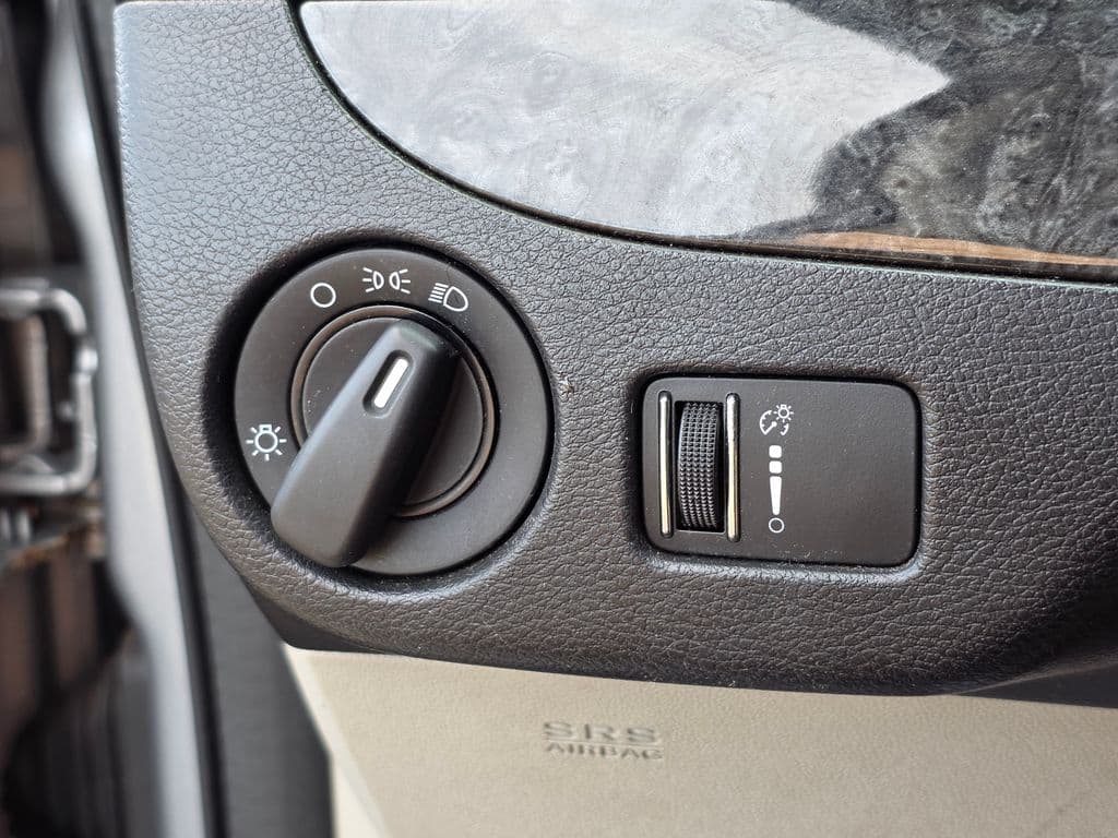 2014 Dodge Grand Caravan SE - Photo 37