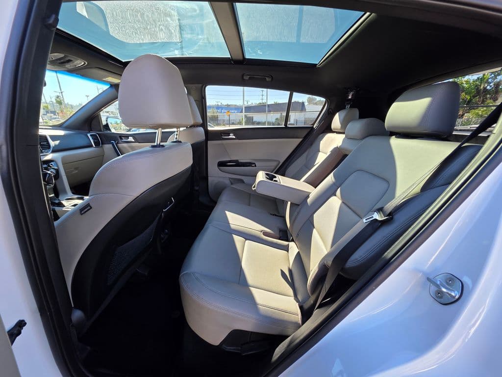 2020 Kia Sportage S - Photo 17