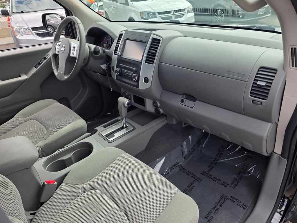 2019 Nissan Frontier SV - Photo 4