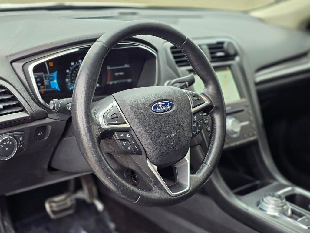 2017 Ford Fusion Titanium - Photo 13