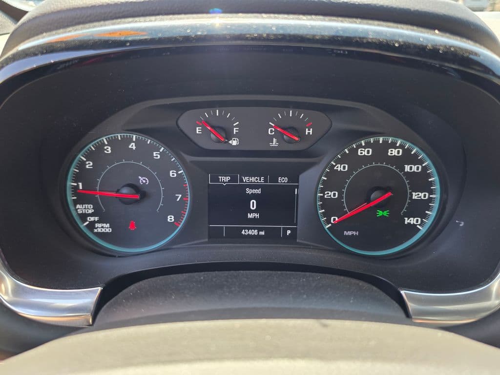 2022 Chevrolet Traverse LS - Photo 10
