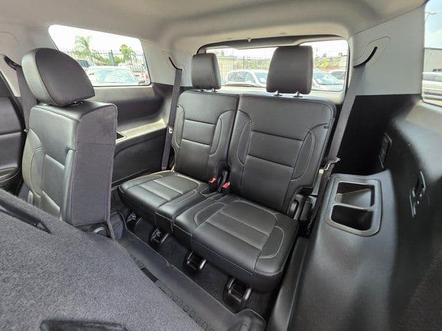 2023 GMC Acadia SLT - Photo 19