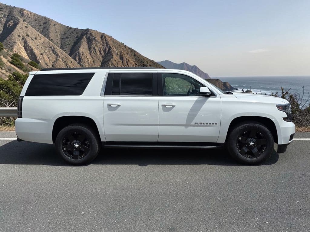 2015 Chevrolet Suburban LT - Photo 9