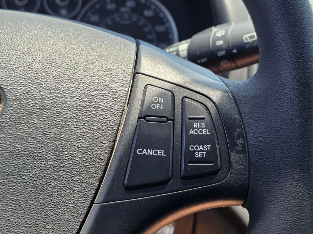2010 Hyundai Elantra Touring GLS - Photo 25