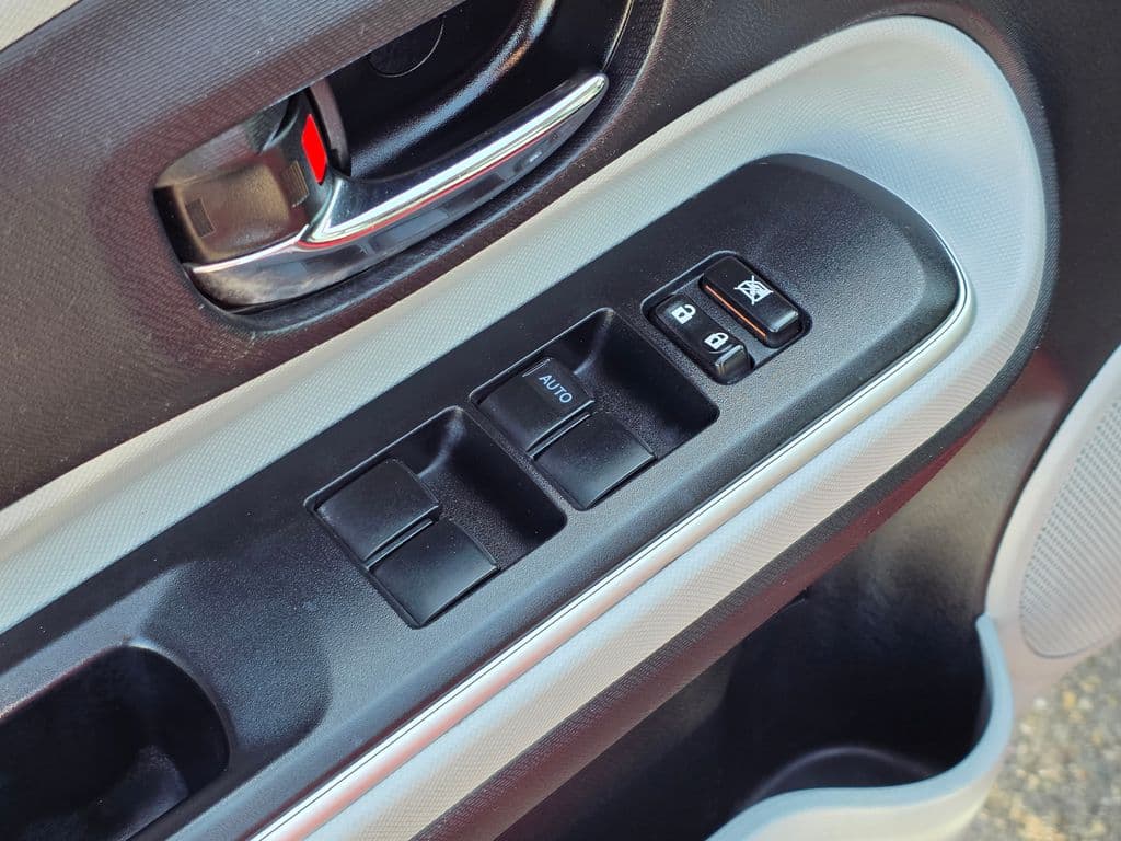 2014 Toyota Prius c Two - Photo 23