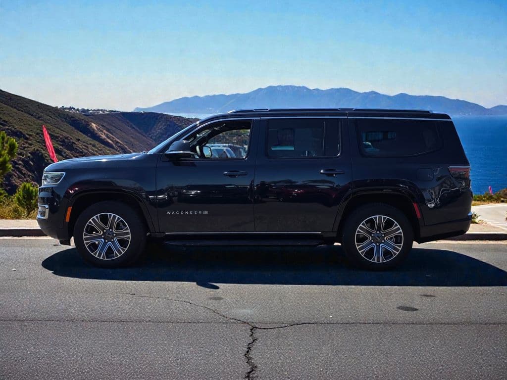 2025 Jeep Wagoneer Series II - Photo 6
