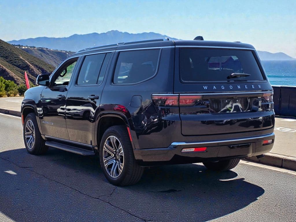 2025 Jeep Wagoneer Series II - Photo 7