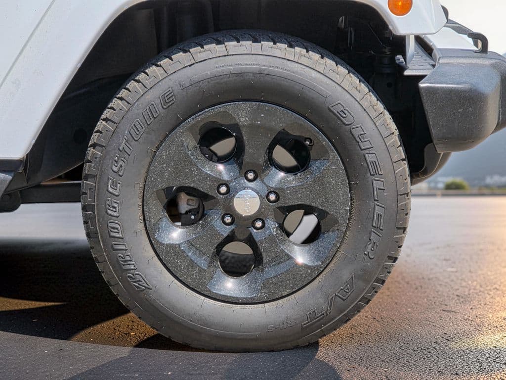 2016 Jeep Wrangler Unlimited Sahara - Photo 10