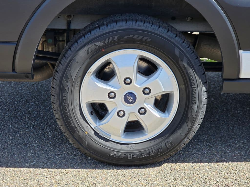 2018 Ford Transit-350 XLT - Photo 8