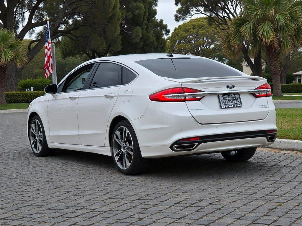 2017 Ford Fusion Titanium - Photo 5