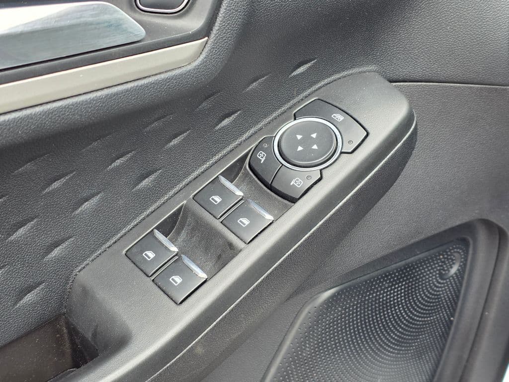 2020 Ford Escape SE - Photo 24
