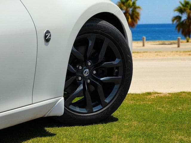 2015 Nissan 370Z Touring - Photo 10