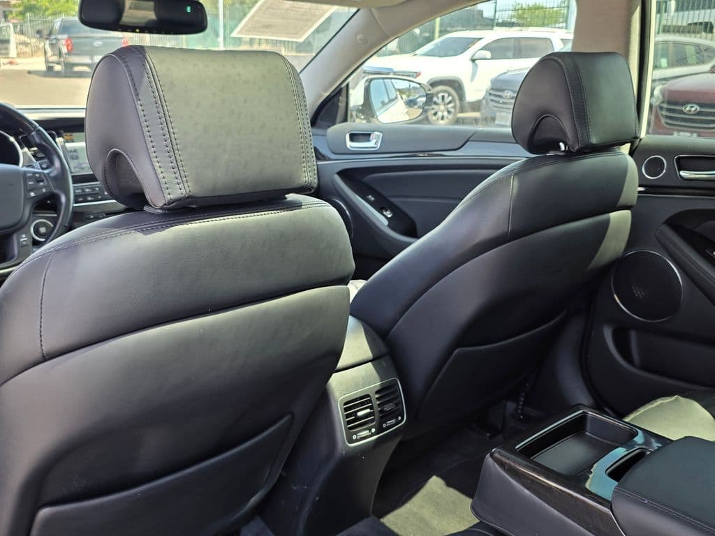 2016 Kia Cadenza Limited - Photo 19