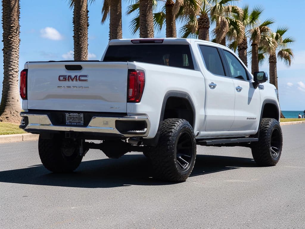 2025 GMC Sierra 1500 SLT - Photo 8