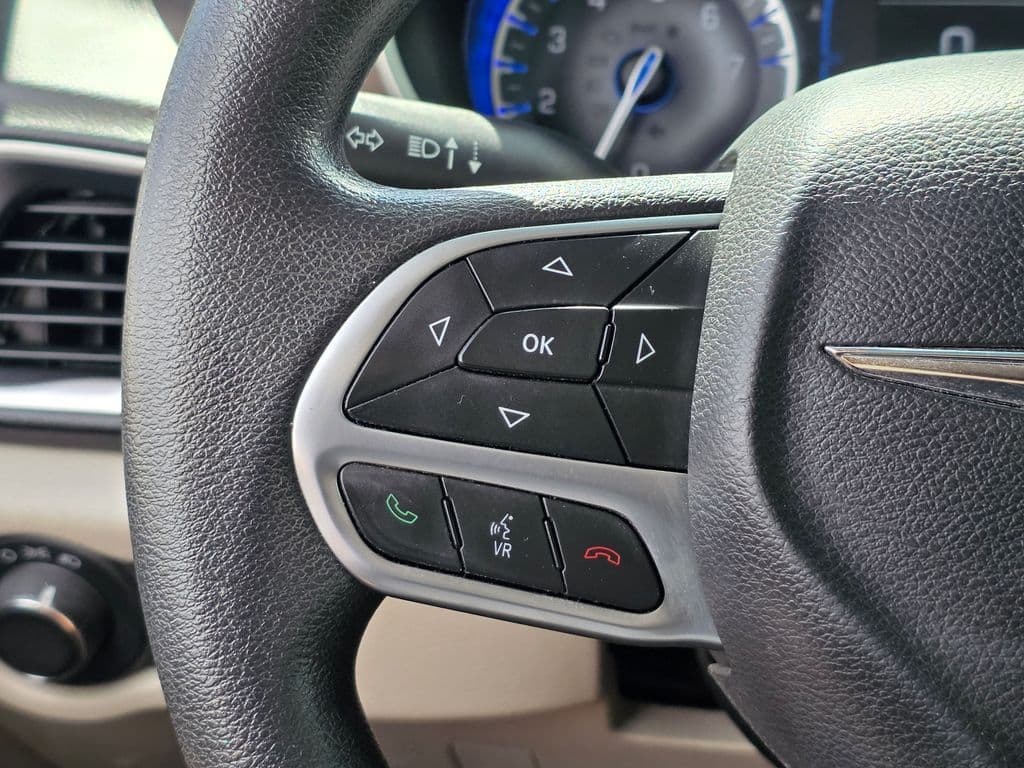 2017 Chrysler Pacifica LX - Photo 27