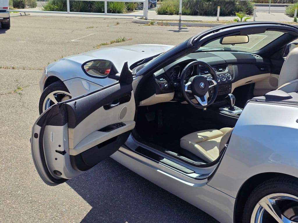 2012 BMW Z4 sDrive28i - Photo 37