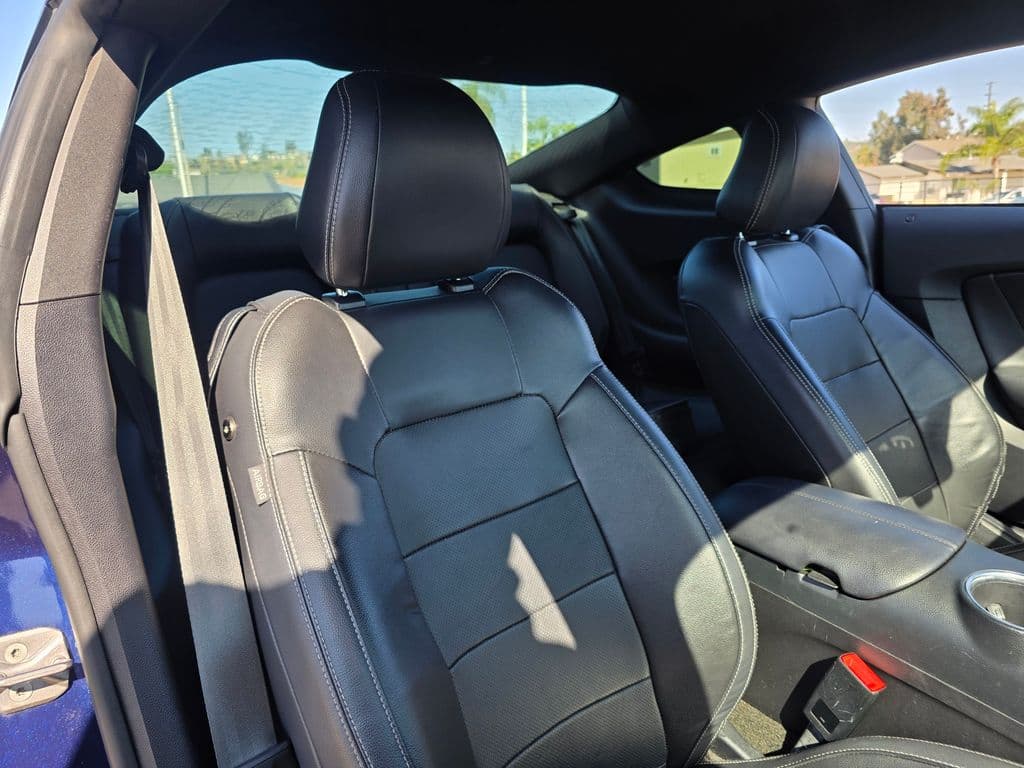 2018 Ford Mustang EcoBoost Premium - Photo 11