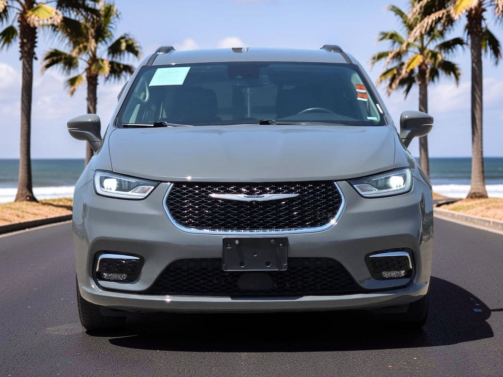 2022 Chrysler Pacifica Touring L - Photo 3