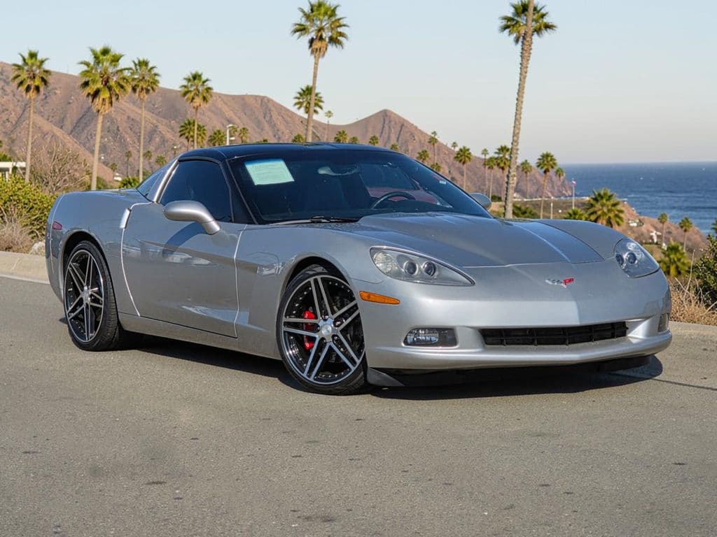 2005 Chevrolet Corvette Base - Photo 2
