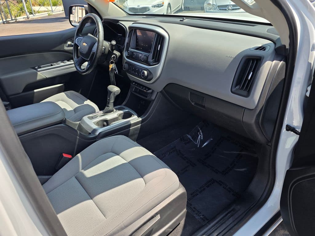 2020 Chevrolet Colorado LT - Photo 9