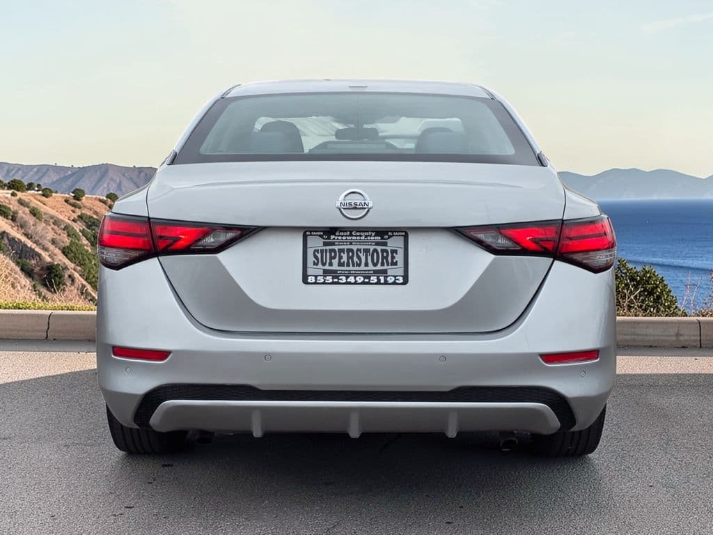 2022 Nissan Sentra SV - Photo 7