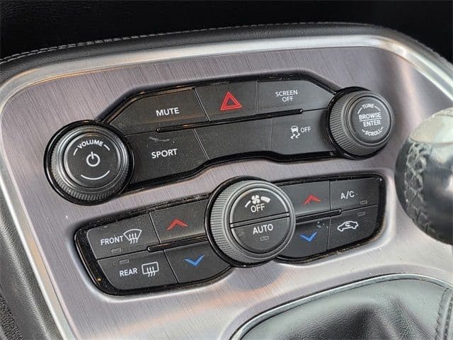 2017 Dodge Challenger R/T - Photo 27