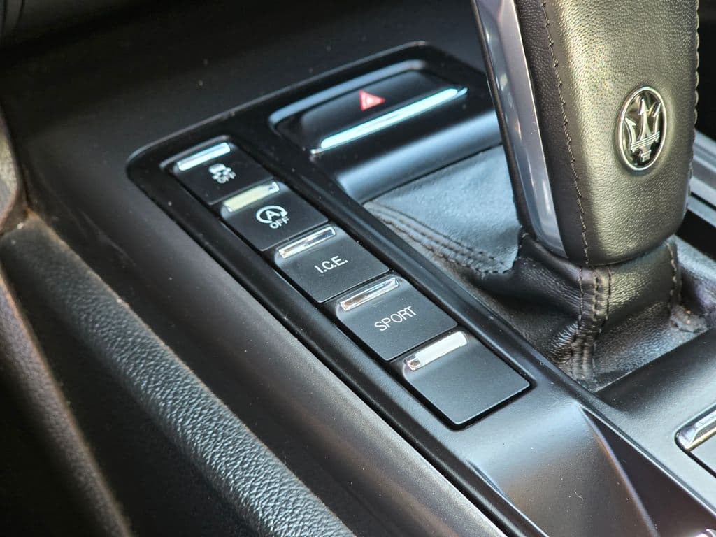 2019 Maserati Ghibli Base - Photo 38