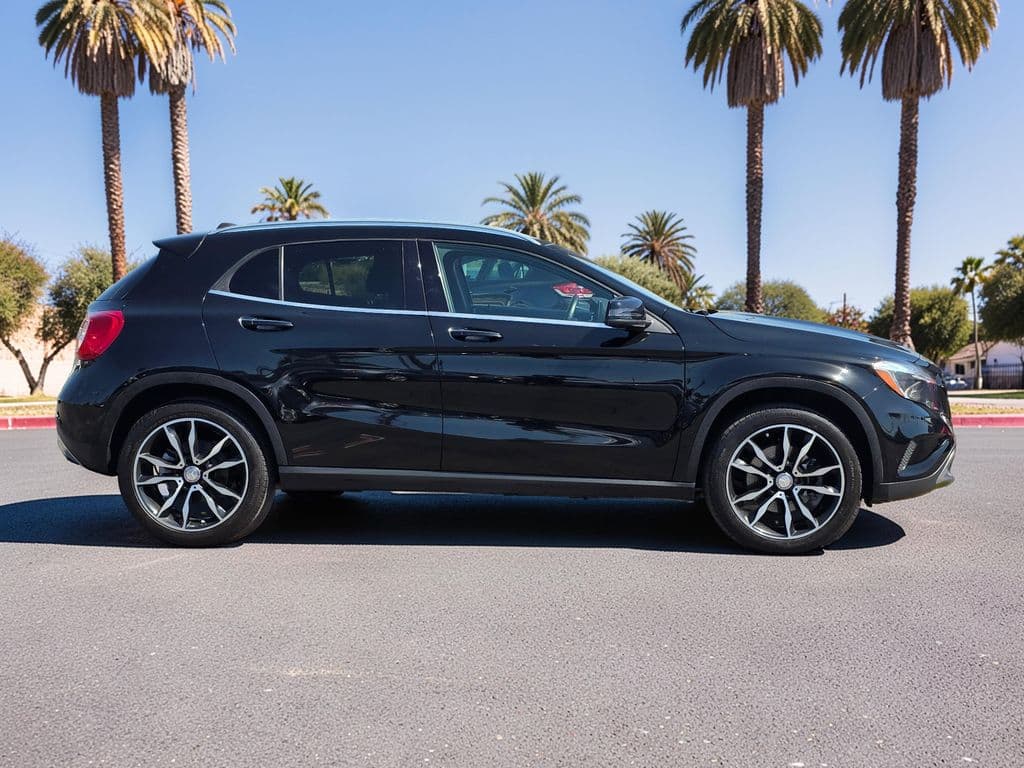 2016 Mercedes-Benz GLA GLA 250 - Photo 9