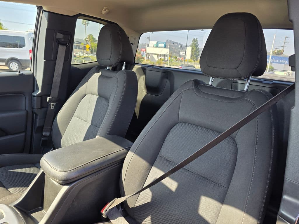 2022 Chevrolet Colorado LT - Photo 18