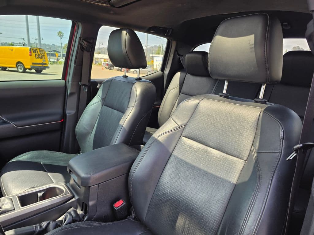 2020 Toyota Tacoma TRD Off-Road - Photo 16