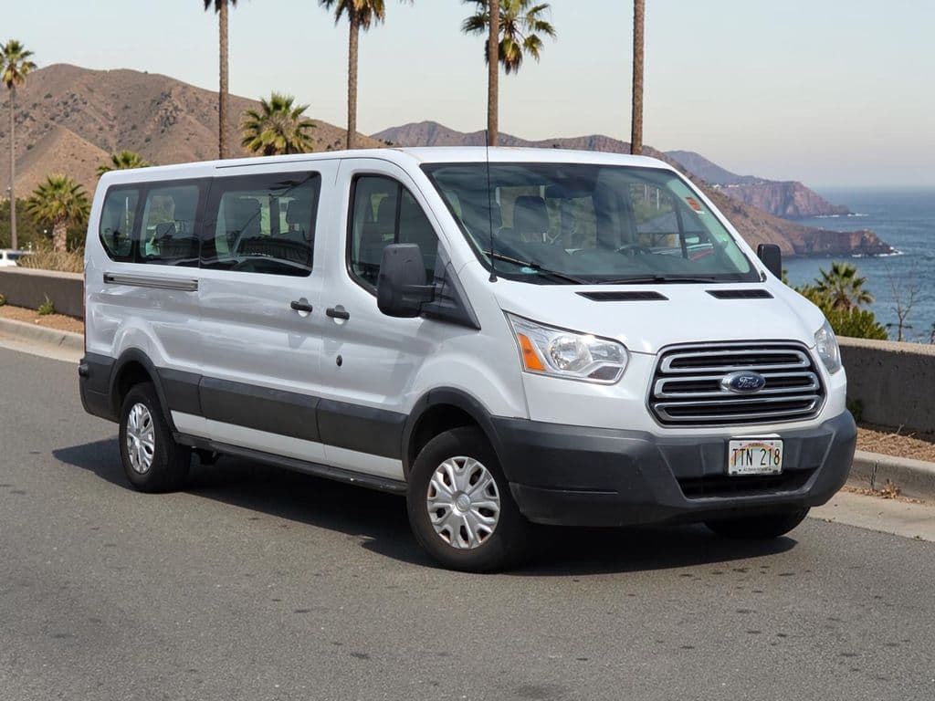 2019 Ford Transit-350 XLT - Photo 2