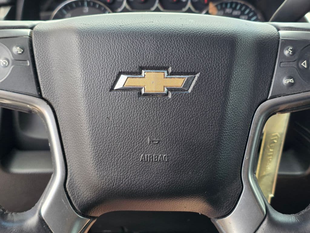 2015 Chevrolet Suburban LT - Photo 32