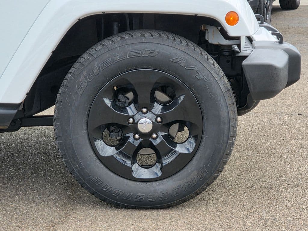 2016 Jeep Wrangler Unlimited Sahara - Photo 8
