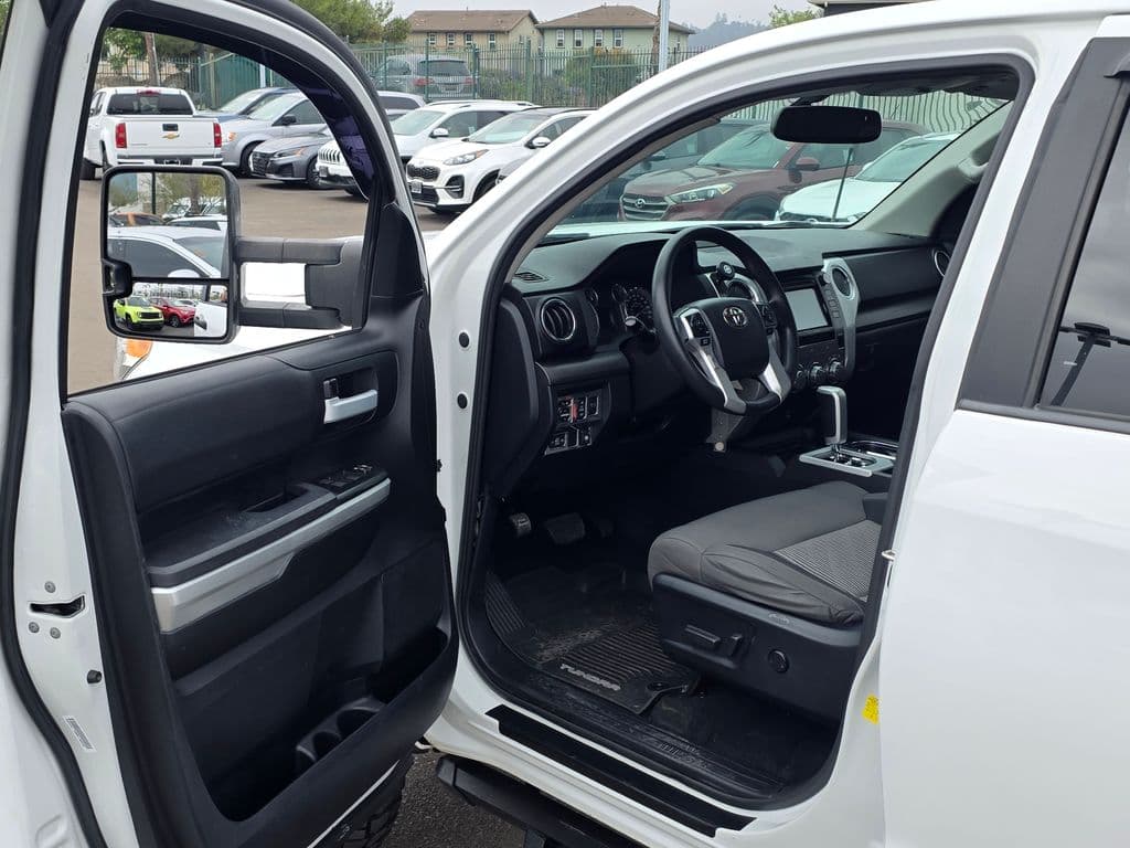 2017 Toyota Tundra SR5 - Photo 21