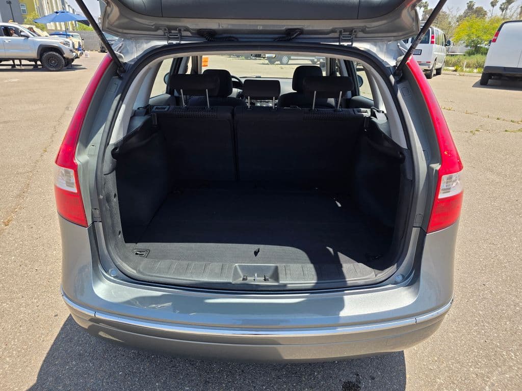 2010 Hyundai Elantra Touring GLS - Photo 13